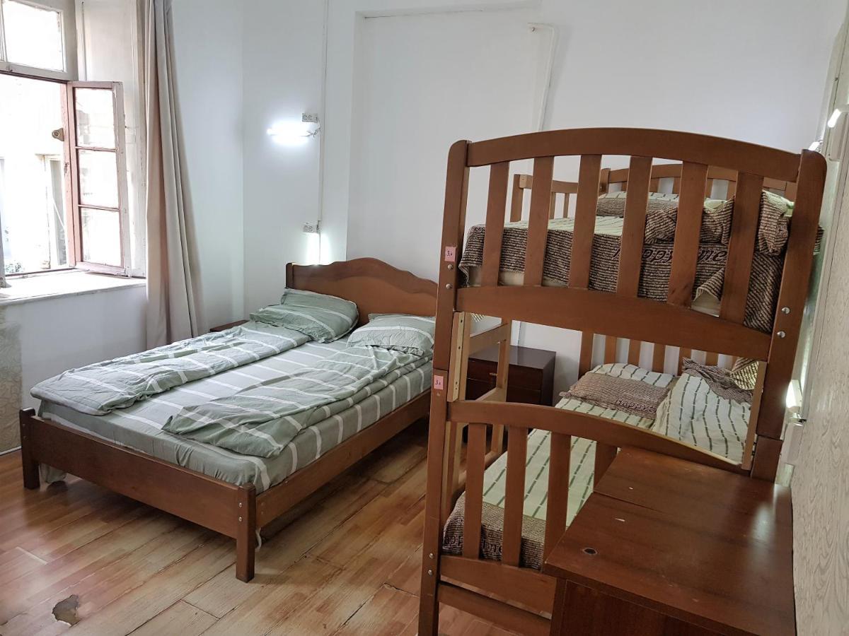 Backpackers Hostel Tbilissi Extérieur photo