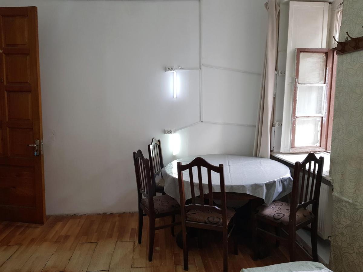 Backpackers Hostel Tbilissi Extérieur photo